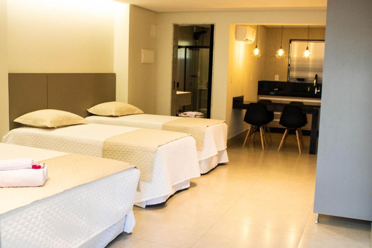 Aparthotel Escarpas Flats Capitólio Esterno foto
